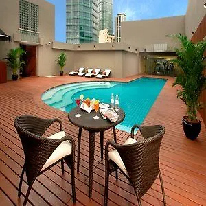 Empire Hotel Hong Kong - Wan Chai 4*,
