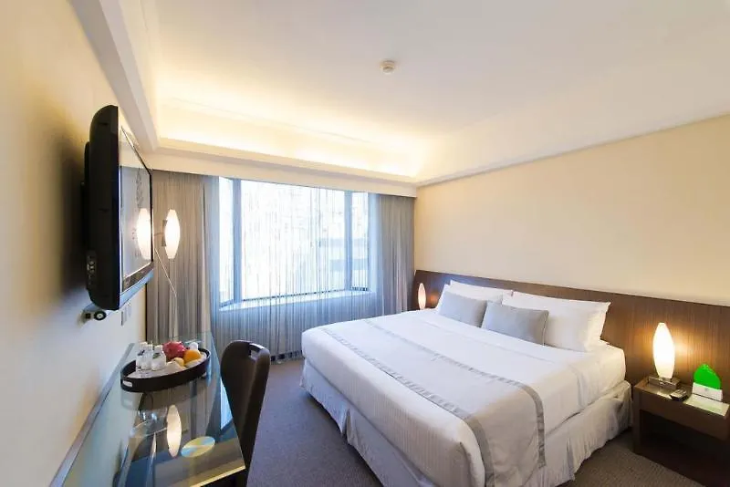 Empire Hotel Hong Kong - Wan Chai 4*,