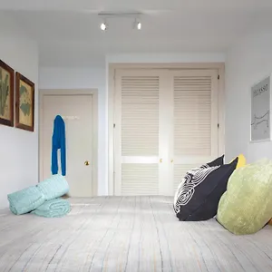 Picasso's Dream Cozy & Chic Attic Plaza Merced Apartamento Málaga